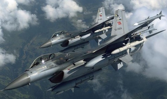 تركيا:40 طائرة من سلاح الجو استهدفت معسكرا كردستانى شمالي العراق