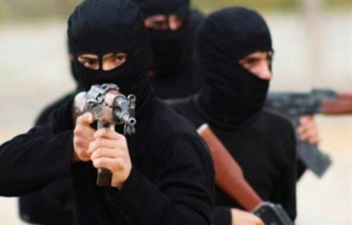 لوموند الفرنسية: المرتزقة الأجانب يشكلون خطرًا استراتيجيًا على جنوب ليبيا