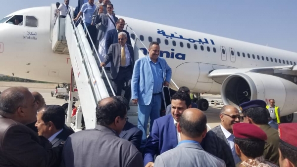 غداً.. “هادي” يستأنف جلسات مجلس النواب من حضرموت
