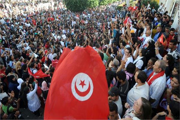 إضراب عام لموظفي الحكومة في تونس
