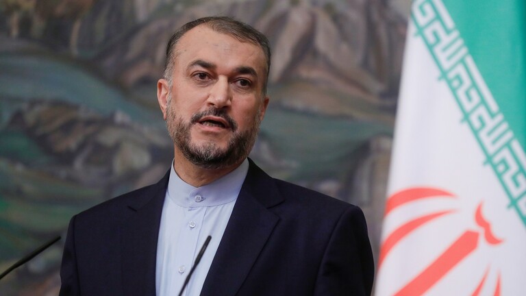 إيران تطلب من الأمريكيين “مبادرة جادة قبل التفاوض” بشأن برنامجها النووي