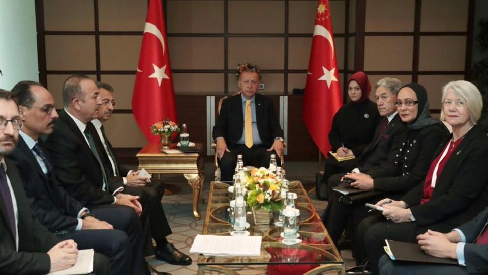 أردوغان لا يكل.. بث لمجزرة المسجد المروعة واستثمار جديد