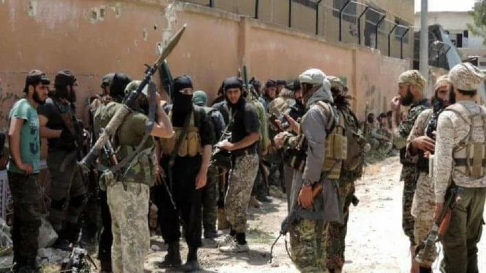 روسيا تلوح بعملية في إدلب.. وأنباء عن خطة تركية للنصرة