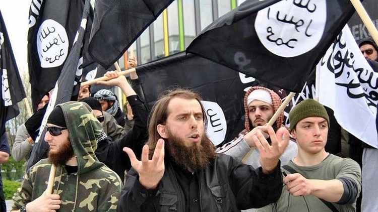 10 ألاف سلفي في ألمانية بينهم عائدون من مناطق نزاعات