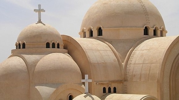 مصر ترفض قانوناً أميركياً لمراقبة ترميم الكنائس