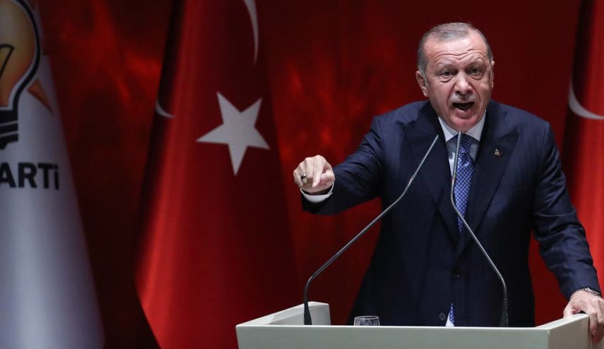 أردوغان يهدد أوروبا..” سنرسل لكم 3.6 مليون لاجئ إذا سميتم العملية العسكرية بالغزو”