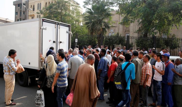النيابة المصرية تأمر باعتقال 63 صحفيا