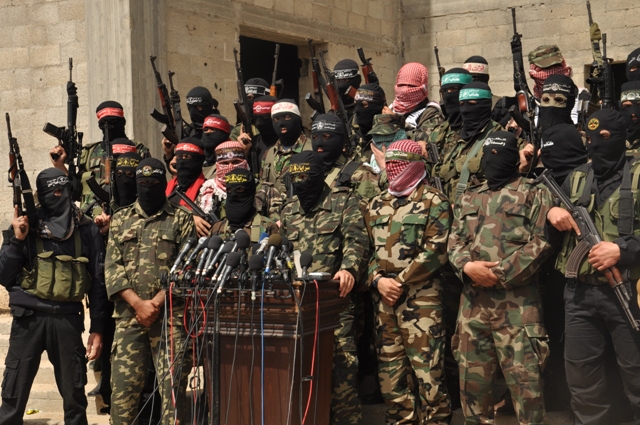 سلاح المقاومة الفلسطينية يهدد مستقبل المصالحة