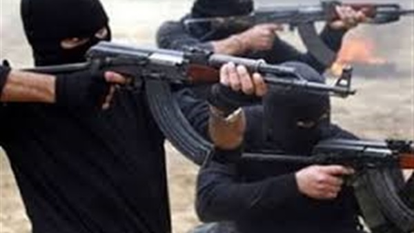 أوكرانيا: مسلحين يحتجزون 30 شخص كرهائن في بلدة “روفنو”