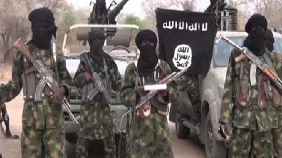 مقتل 13 مدنياً نيجيرياً في غارة جوية استهدفت داعش