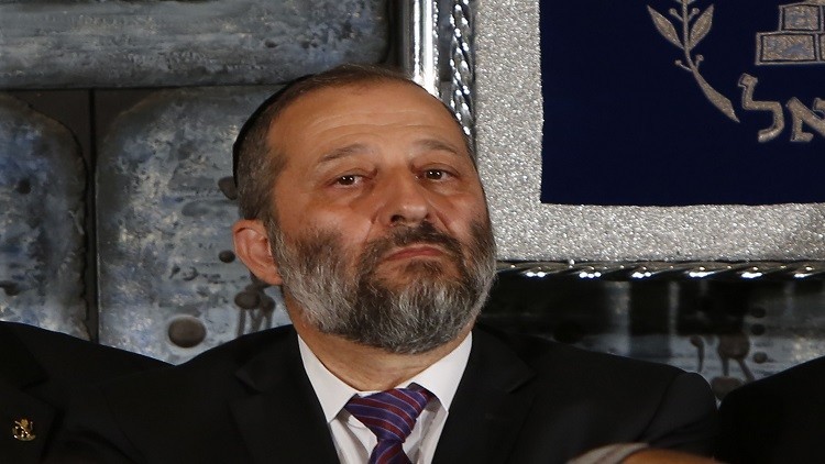 وزير الداخلية الإسرائيلي: نتنياهو ملتزم بحل الدولتين