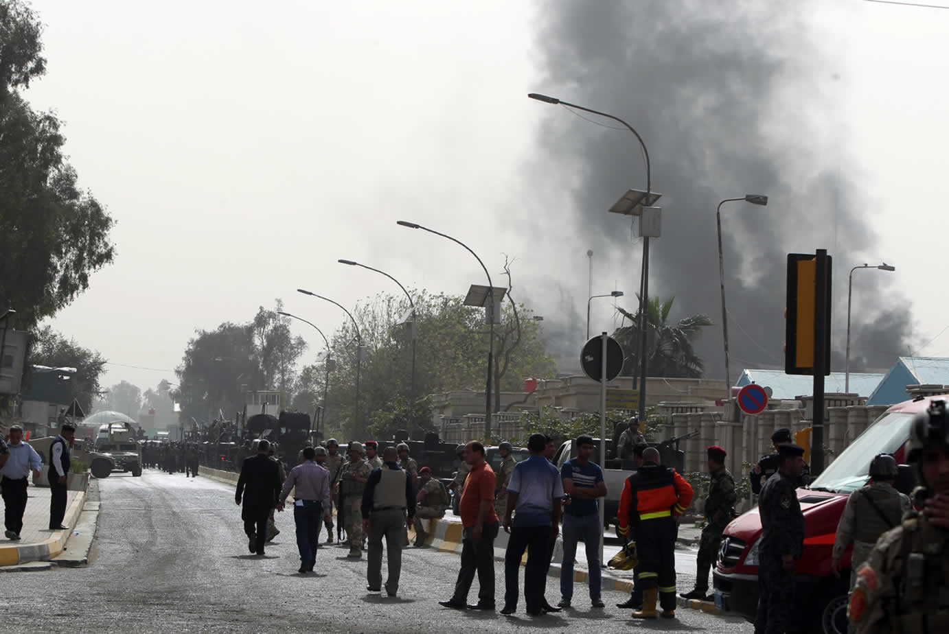 العراق:تفجير ملعب كرة القدم فى بغداد يسفرعن مقتل 65 شخص وإصابة 60 أخرين
