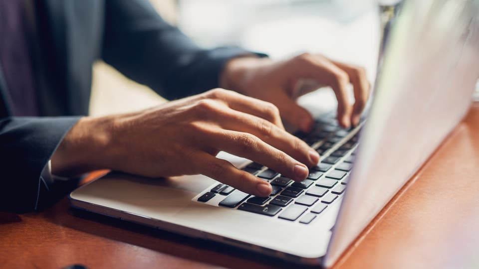 بسبب مذبحة نيوزيلندا.. أستراليا تمنع الدخول لـ8 مواقع بالإنترنت