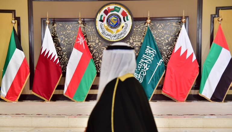 الخليج على صفيح ساخن وتلك الدول ترفع استعدادها العسكري إلى الدرجة القتالية”1″