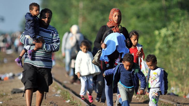 “التوتر”ينذر برحيل 80 ألف سوري عن إدلب