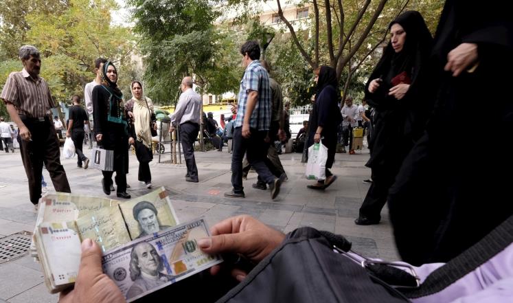 احتجاجات إيران ضد الغلاء ترفع شعارات ضد النظام