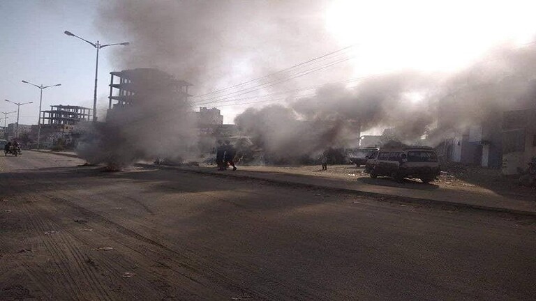احتجاجات في مدينة عدن بسبب تردي الأوضاع الاقتصادية