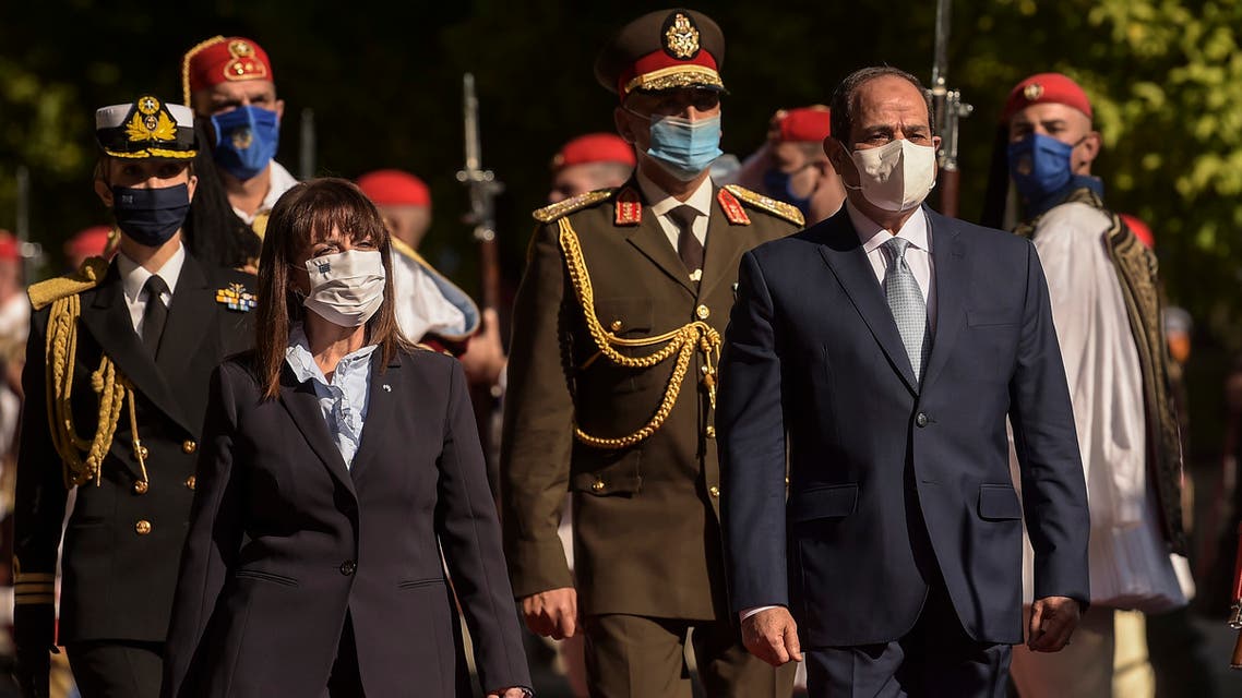 السيسي من اليونان: نقف بجانب أثينا ضد أي استفزازات بالمتوسط