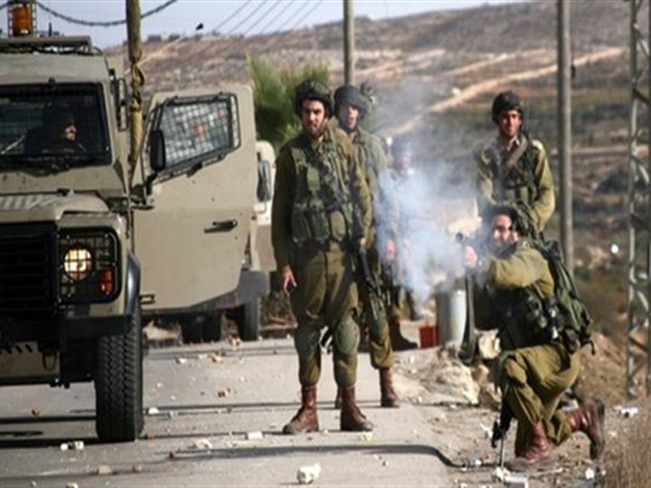 مقتل فلسطيني برصاص قوات الاحتلال الإسرائيلي في معبر قلنديا
