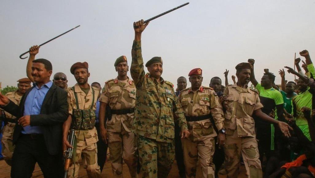 “انحراف واستفزاز”.. جنرالات القصر يذيعون بيانا حول مليونية السودان