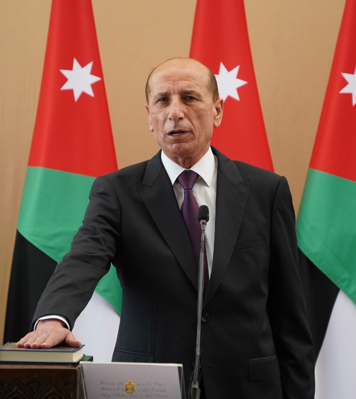 استقالة وزير الداخلية الأردني