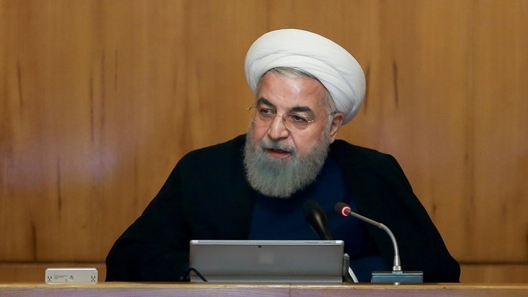 روحاني: عقوبات واشنطن على المرشد غير مجدية لعدم امتلاكه أرصدة في الخارج