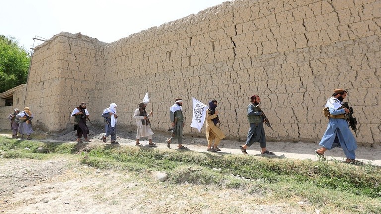 مقتل 28 مسلحا من “طالبان” بغارة جوية شمالي أفغانستان