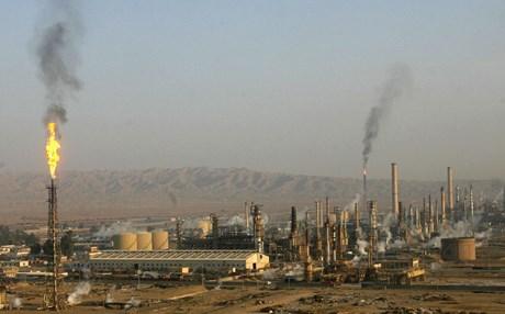 القوات العراقية تبسط نفوذها على حقول النفط ومناطق واسعة بكركوك والأكراد ينفون