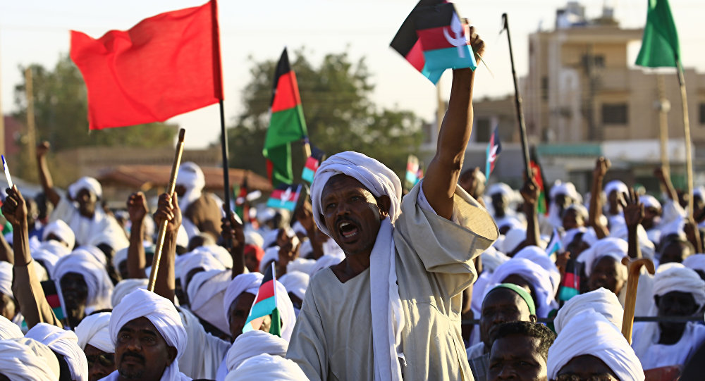 اشتعال الاحتجاجات في السودان رغم تنازلات البشير