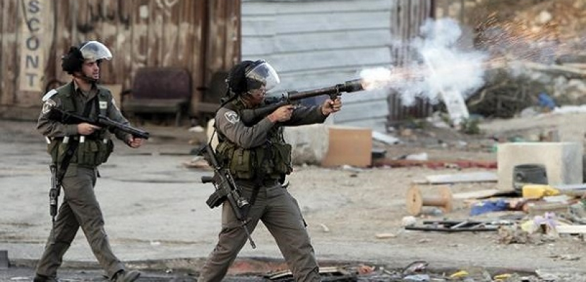 إصابة 13 مواطن فلسطيني برصاص جيش الاحتلال الإسرائيلي شرق غزة