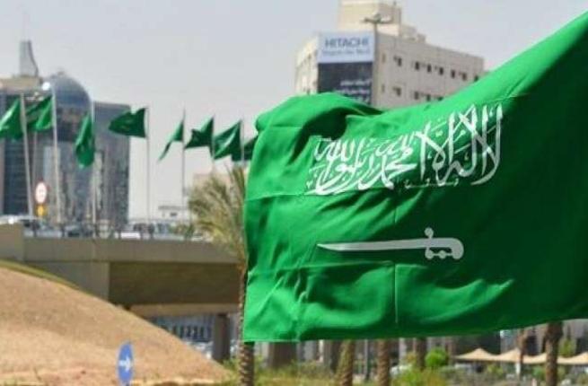 السعودية تفرض غرامة مالية على غير الملتزمين