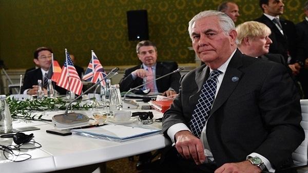تيلرسون: لدينا “مشاكل هامة” مع الاتفاق النووي الايراني