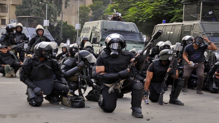 القبض على 13 إرهابيا خططوا لاعتداءات بعيد الفصح في مصر