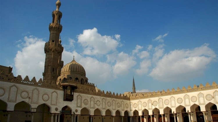 الأزهر يصر على التخلي عن مصطلح “الأقلية”