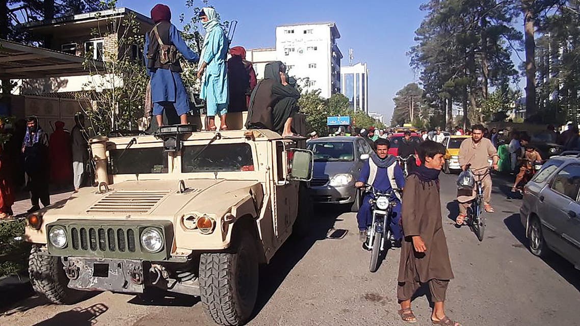طالبان تواصل الزحف نحو كابل.. وواشنطن تتخلص من الوثائق السرية
